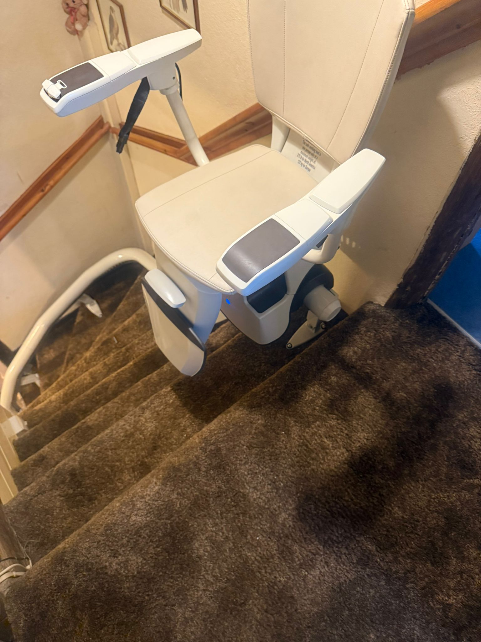 stair lift with door at top